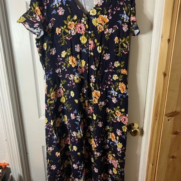 Dresses & Skirts - Loft Btn Dwn Dress